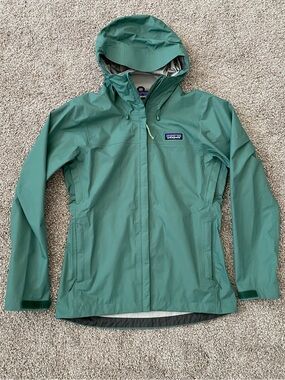 Patagonia Torrentshell 3L Rain Jacket Regen Green Women’s XS
